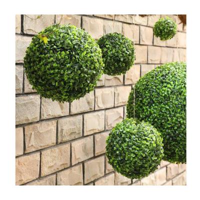 China Q39B Decoration Indoor Outdoor Garden Supplies Decorative Artificial Green Leaf Grass Topiary Ball For Wedding Party Decor for sale