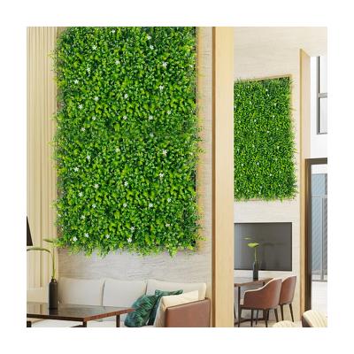 China P3-5 Indoor Outdoor Garden Decoration Eucalyptus Boxwood With White Flower Hedge Green Grass Artificial Wall for sale