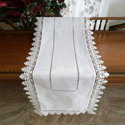 China Durable Customized Vintage Solid Color Traditional Tablecloth for sale