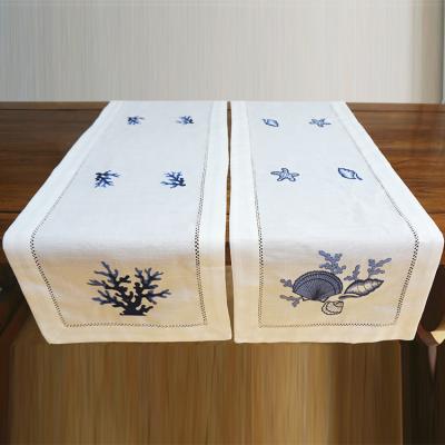 China Durable Custom Beautiful Round Cotton Linen Tablecloth For Home Hotel Restaurant for sale