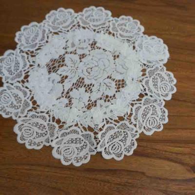 China Factory Supply Waterproof Embroidery Lace Border Single Layer Tablecloth for sale