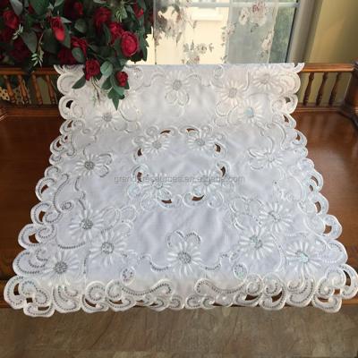 China Disposable Silver Sequin Table Covered Nice Design For Daily Use for sale