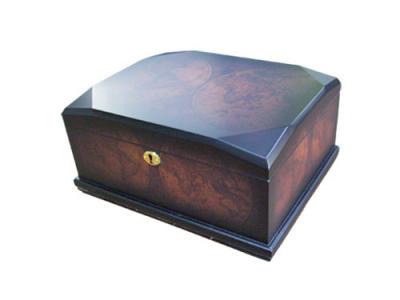 China Walnut veneer glossy vanish Cigar box for sale