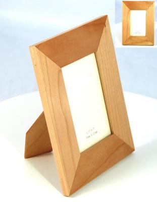 China Maple wood photo frame or Picture frame 3*5'' for sale