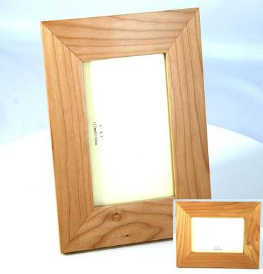 China Maple wood photo frame or Picture frame 4*6'' for sale