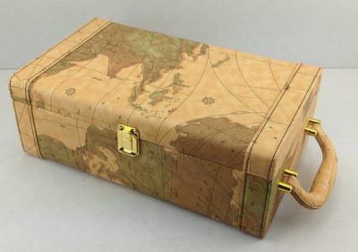 China Graphic Earth Map 2 Bottles Custom Wine Box PU Leather Coated for sale