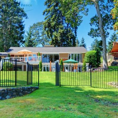 China Easily Assembled Custom Garden Metal Fence Welding Residential Steel Fencing Decorative Wrought Iron Fence for sale