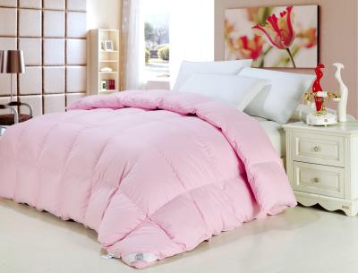 China 50% White GOOSE Down Pink Cotton Quilt / Duvet Double Stitched Piping for Hotel for sale