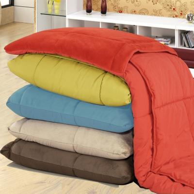 China Health Color Microfiber Quilt Environmental Material 140 * 200CM for sale