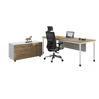 China Expandable Modern Office Furniture And Wooden Executive Office Table Design for sale