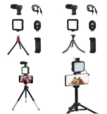 China Live Stream Photographic Lighting with Tripod and Microphone Rechargeable Lightweight Vlogging Kit for Smartphone Vlogging Kit for sale