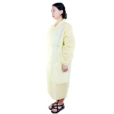 China Hospital Good Quality Medical Disposable Lab Coat for sale