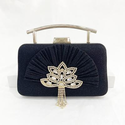 China High quality luxury dinner bag with craft wallet new design pleated antique fan decoration dinner bag for sale