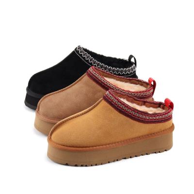 China Fashion Trend High Quality Women Shoes Suede Flats Platform Warm Causal Slippers New Autumn Winter Snow Boots Fur Round Toe Slippers for sale