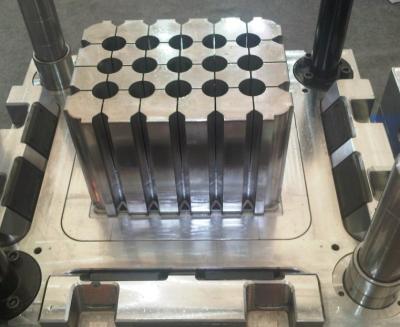 China High Speed Plastic Beer Crate Mould Auto Drop Mould Running 0.5-1M 480 X280 X 280mm for sale