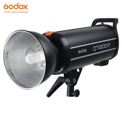 China Godox QT1200III 1200W Faster Studio 5600K Bowens Mount Duration 1/29600s 2.4G Flash Wireless System 40W LED Modeling Lamp 550*176*143mm for sale