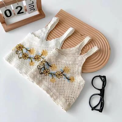 China 2022 Spring Cute V-Neck Breathable Girls Floral Knitted Short Vest Cropped Knitwear Fashion Crochet Female Vests for sale