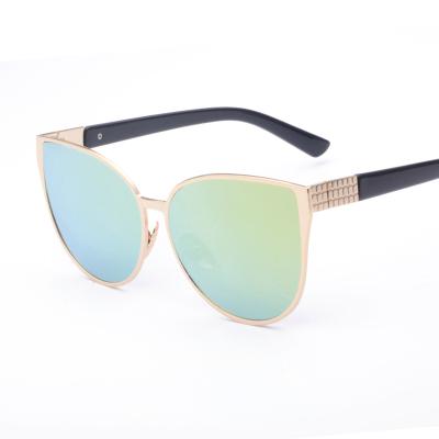 China Fashion sunglasses 2018 high quality metal fashion sunglasses, wholesale colorful custom logo sunglasses for sale