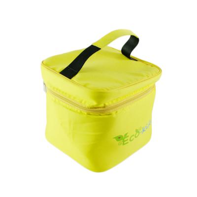 China Waterproof Outdoor Bulk Thermal Lunch Bag Hot Delivery RPET Viable Food Delivery Packing Bag Recycled Fabric Cooler Bag for sale