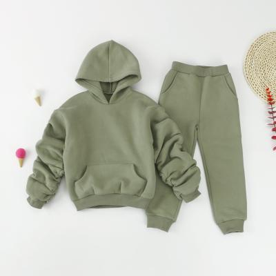 China Hot sale casual boys outfits solid color pullover hoodie and tracker set child clothing set for sale