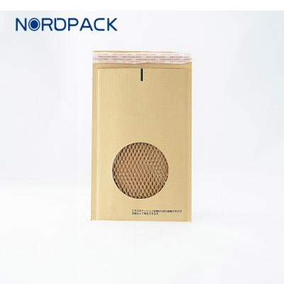 China 100%Recyclable Supply Effective Recyclable Cushion 100% Natural Recycled Kraft Paper Mailers Honeycomb for sale