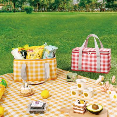 China Outdoor Events Outdoor Picnic Bag Thickened Aluminum Picnic Basket Folding Film Lightweight Waterproof Hand-carried Lunch Bag for sale