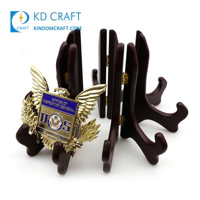 China High Quality Enviroment Friendly Gift Custom Medal Stand Stand Challenge Waist Size Blank Military Wooden Folding Coin Holder for sale