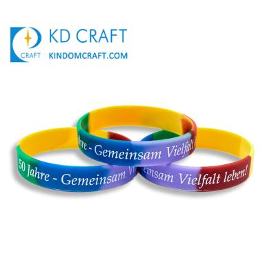 China Environmental Friendly Custom Logo Slogans Silicone Rubber Waterproof Reusable Wristband Mixed Multicolor Letter Wristband Silicon for sale