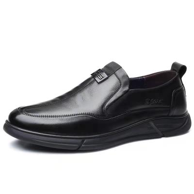 China New Formal Black Leather Sole Soft Leather Anti-slippery Upper Layer Soft Outdoor Anti Slip Men's Stylish Shoes for sale