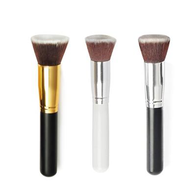 China Hot Selling Soft Brush Base Fan Brush Wooden Handle Hair Styling Makeup Brush for sale