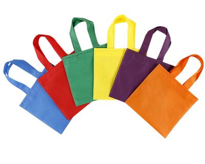 China Reusable Colorful Shopping Bags With Logos Non Woven Bag Logo Custom Shopping Bag for sale