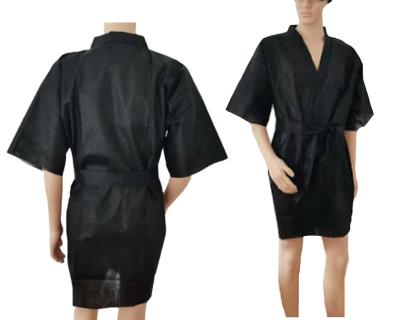 China Wholesale Nonwoven QUICK DRY Disposable Spa Robe Disposable Bathrobe Kimono for Salon Feature Breathable for sale