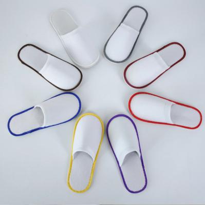 China Manufacturer Wholesale Price Comfortable Disposable Slippers For Hotel Bathroom for sale