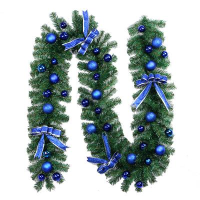 China Wholesale Custom Artificial Christmas Decoration Wreath Christmas Decoration Pre Lit Christmas Wreath With Light for sale