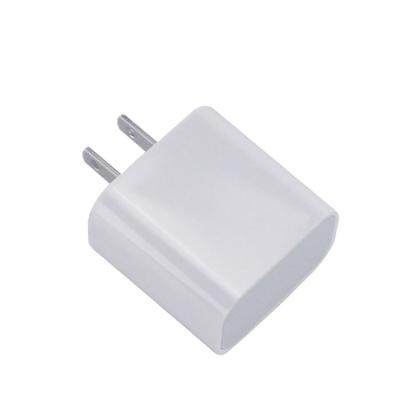 China LCD Wall Charger 20W PD Mini Lightning Type C Adapter Charging 3.0 QC Fast PD Charger for sale