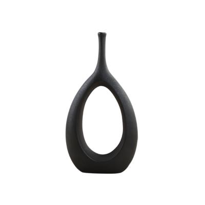 China Minimal Modern Black Vase Oval Line To Minimalist 2021 Ring Shape Flower Vase Large For Home Decor And Gift Choice for sale