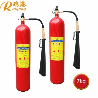 China 10- 55C Fire Extinguisher with Steel Cylinder Material and ≤15% Spray Residual Rate for sale