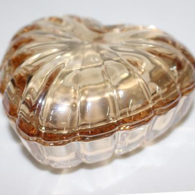 China Luxury amber heart shaped pealized jewelry box with glass lid for display/jewelry packaging for sale