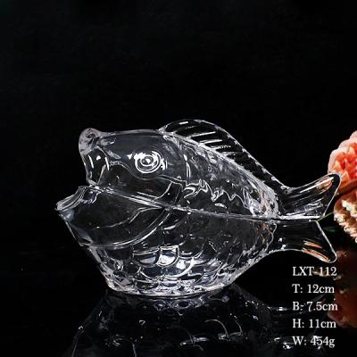 China Cute Freshness Keeping Small Fish Shaped Decorative Candy Candy Glass Jars New Design for sale