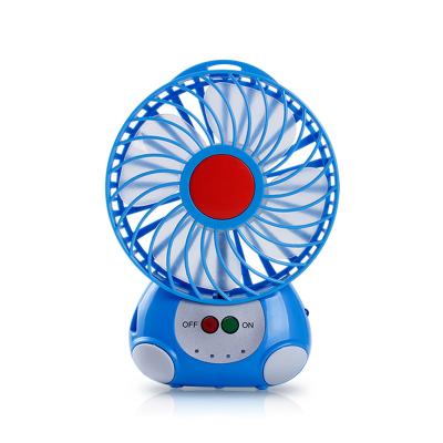 China Hotel Battery Charger Kids Portable Mini Table USB Fan for sale