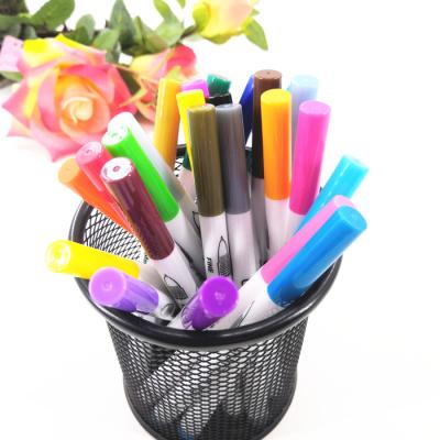 China Washable Or Unwashable Fabric Pen T-shirt Pen 20 Colors Textile Marker For DIY Arts for sale