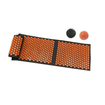 China Eco-Friendly Long Yoga Exercise Massage Acupressure Yoga Mat With Massage Ball for sale