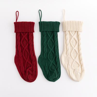 China Hotsale Custom Wholesale Nonwoven White Christmas Red Green Socks for sale