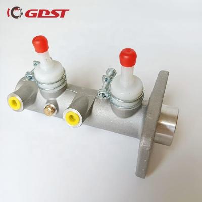 China Hydraulic AUTO brake system GDST brake parts brake master cylinder assy 8-94441-331-0 car part brake cylinder for ISUZU for sale