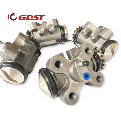 China Hydraulic Brake System GDST Car Repair Part Hydraulic Brake Cylinder OEM MC811054 MC811055 MC811056 MC811057 For MITSUBISHI FUSO for sale