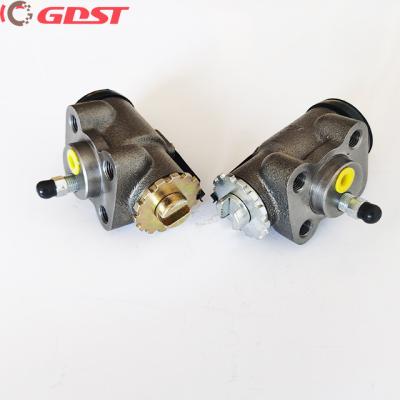 China Auto Hydraulic Brake System GDST High Performance Truck Wheel Brake Cylinders OEM MB060245 MB060246 For MITSUBISHI for sale