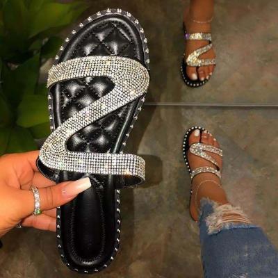 China 2021 Summer New Rhinestone Anti-slippery Women Shoes Beach Flat Comfortable Slippers for sale