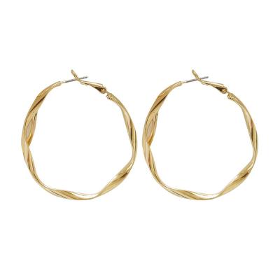 China FASHIONABLE High Quality Jewelry Accessories Big Thick Hoop Earrings 18k Gold Plated Big Round Hoop Earrings For Women for sale