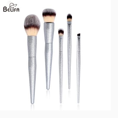 China Private label 5pcs high quality wood handle vegan bling glitter silver professional face eye makeup brush set kit with bag for sale