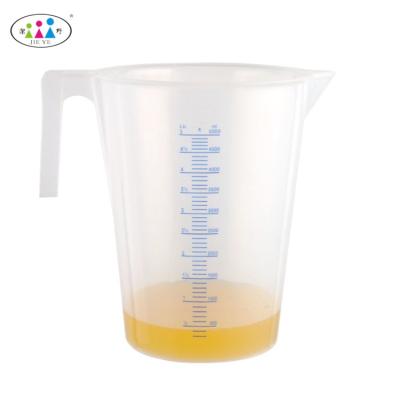 China Sustainable Design PP Measure Cup Plastic Measuring Cup 5000ml for sale